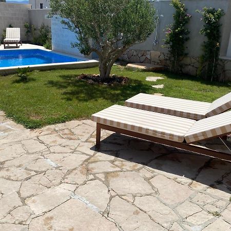 بول Villa Mediterra Garden & Pool المظهر الخارجي الصورة