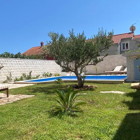 بول Villa Mediterra Garden & Pool المظهر الخارجي الصورة